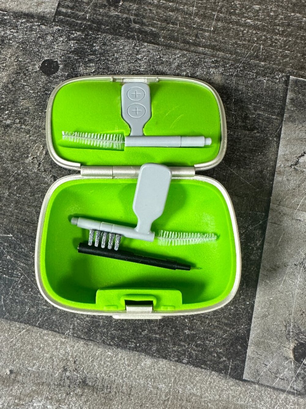 Phonak Hearing Aid Case and cleaning tools BRIO 3